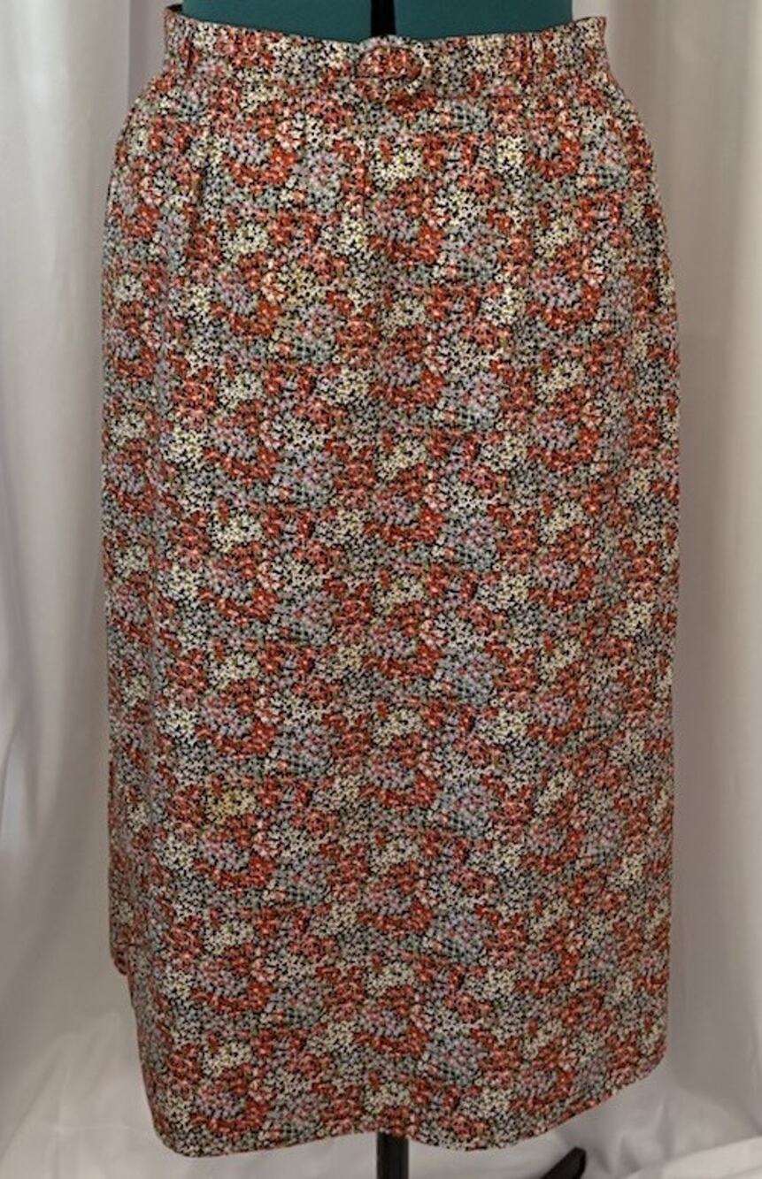 Vintage Floral Knee Skirt With Removable Belt, Pockets, Zip Closure, Sz 12